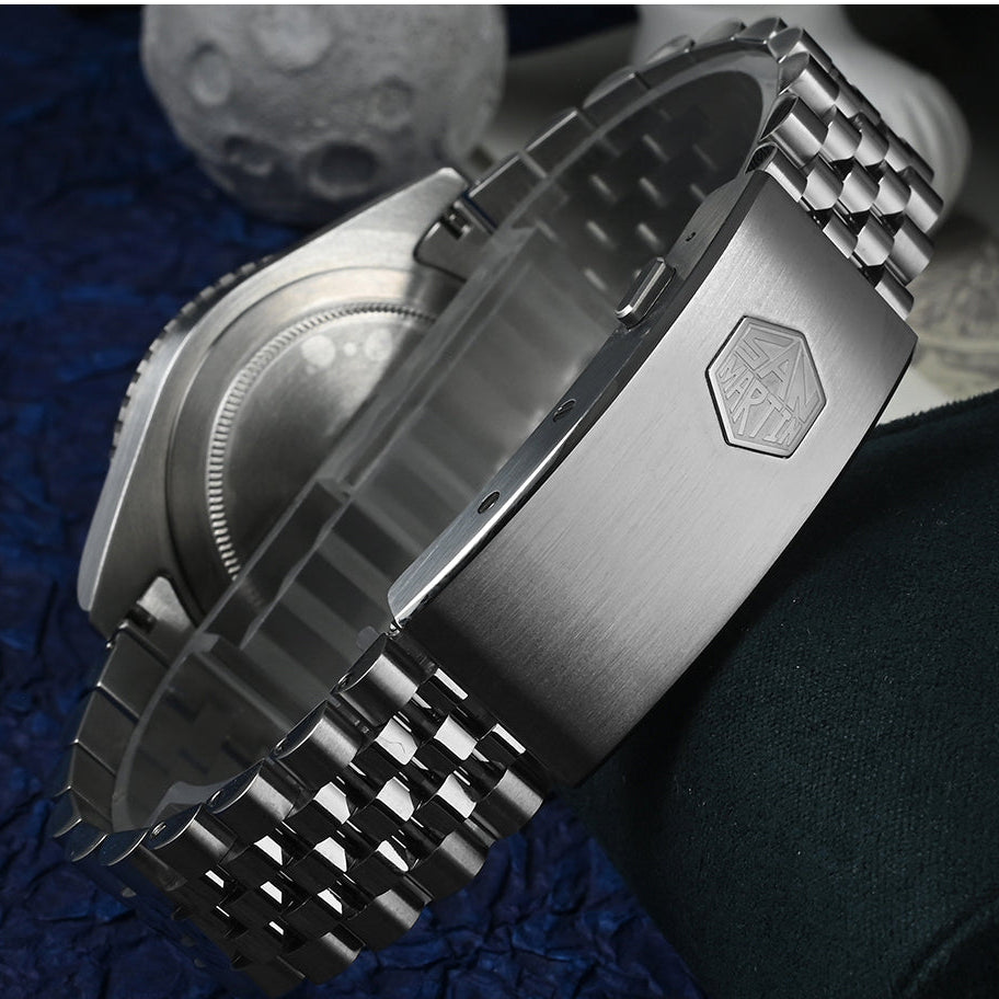 San Martin Royal Blue Dial Men's Watch - SN0133