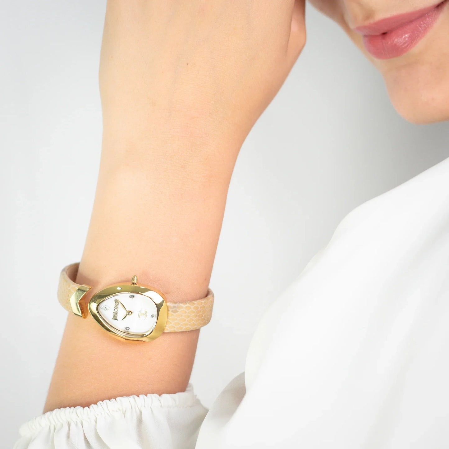 Just Cavalli Signature Snake Stainless Steel Gold Color Ladies Watch - JC1L321M0025