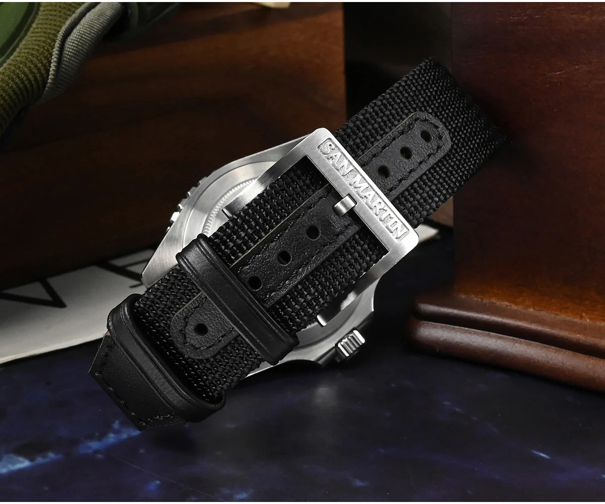 San Martin 39mm Diver GMT Men's Watch - SN0136