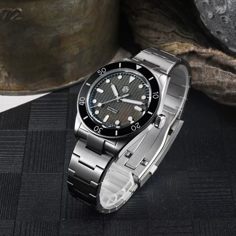 San Martin Black Dial Men's Watch - SN0151