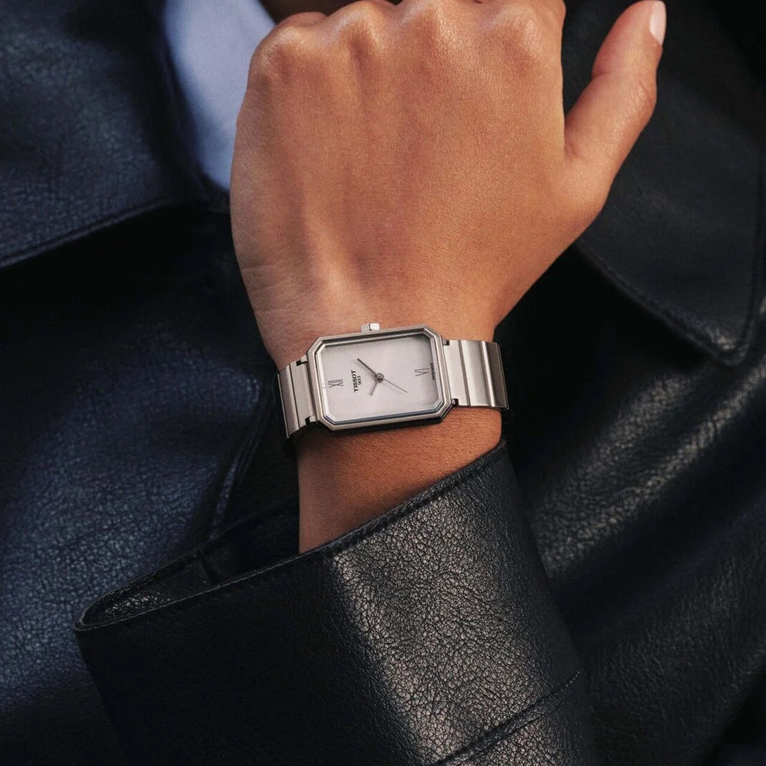 Tissot SRV 30 mm White Dial Ladies Watch - T160.110.11.033.00