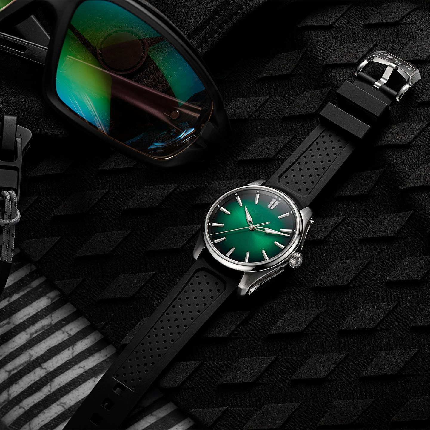 H. Moser & Cie. Pioneer Centre Seconds Cosmic Green Men's Watch - 3201-1201