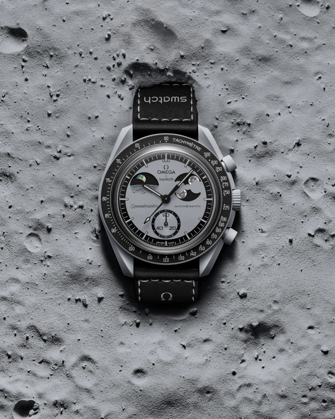 OMEGA x Swatch Mission To EarthPhase Men's Watch - SO33M700