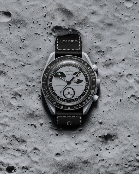 OMEGA x Swatch Mission To EarthPhase Men's Watch - SO33M700