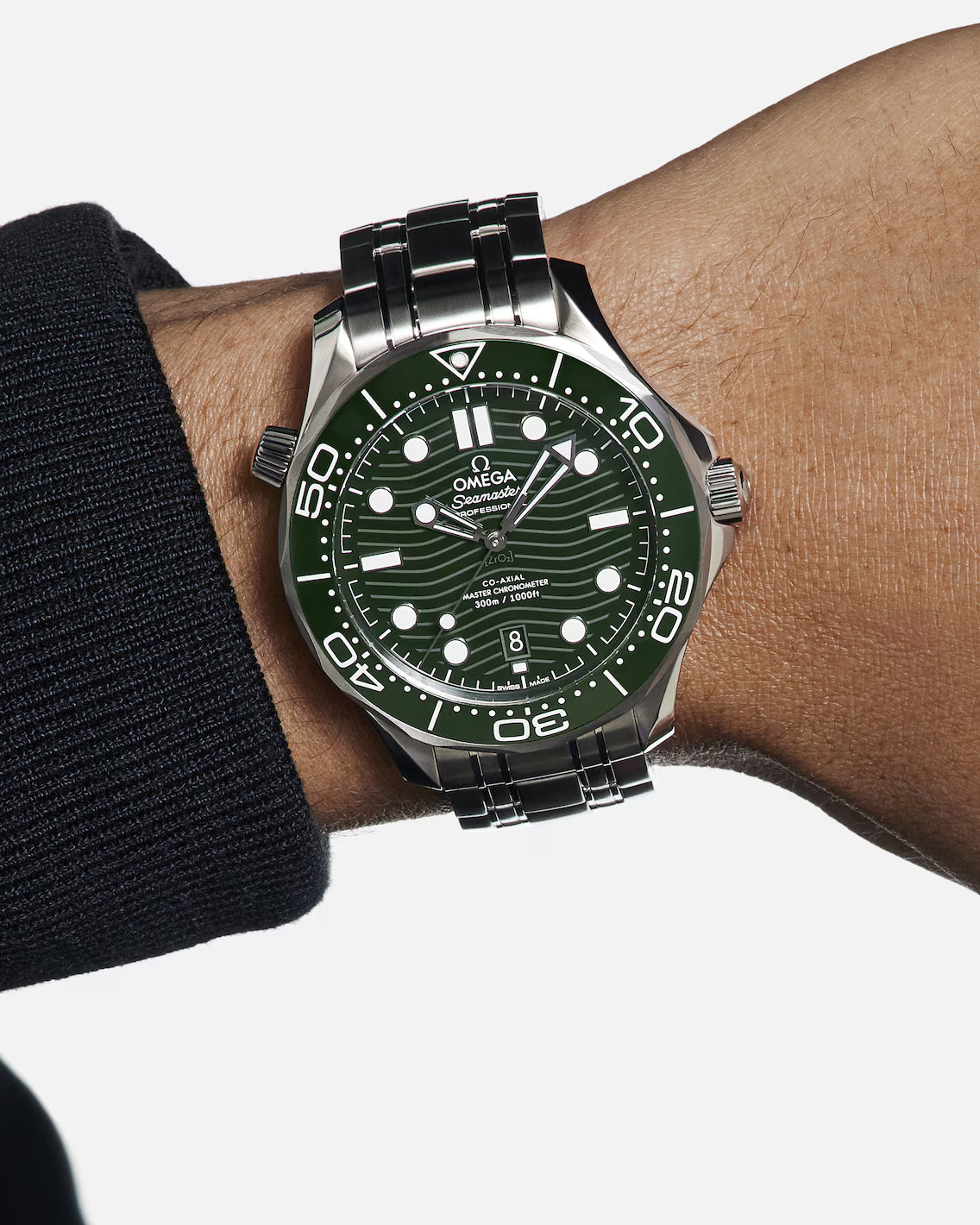 Omega Seamaster Diver 300M Green Dial Men's Watch - 210.30.42.20.10.001